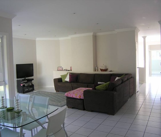 24 Listonia Drive