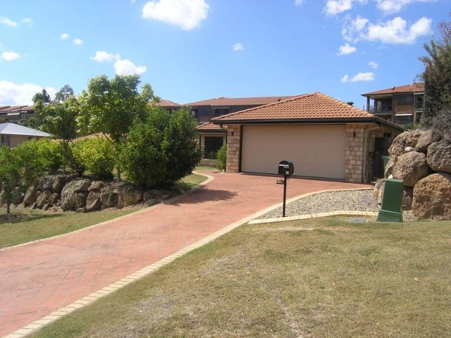L28 Scenic Close