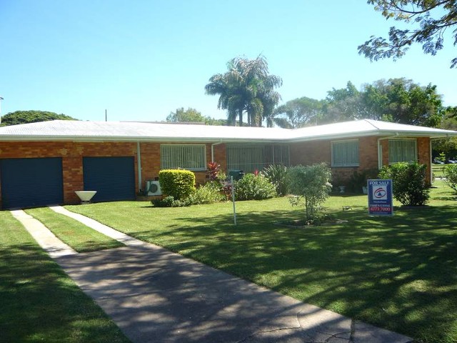 32 Tulip Street