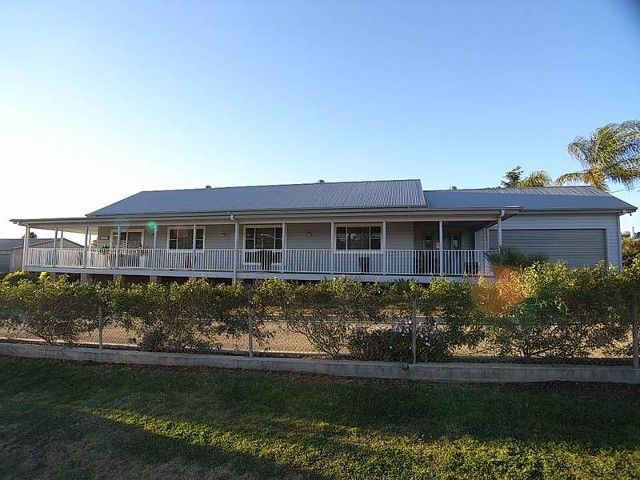 23 Segenhoe Street