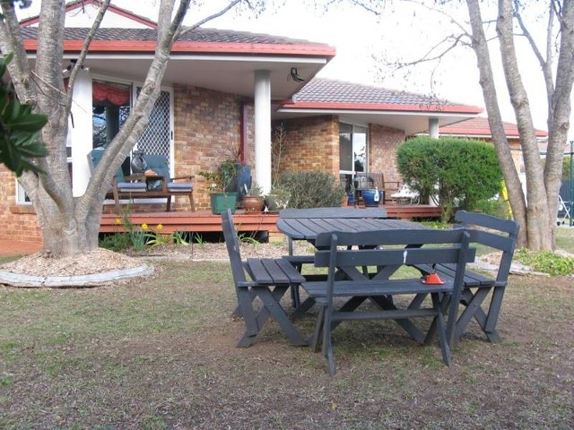 9 The Avenue
