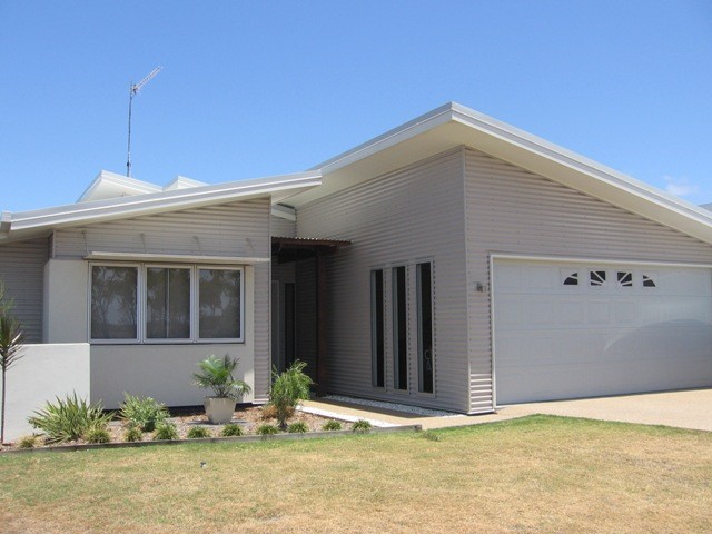 11 Hillside Court