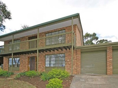 25 Sunnymeade Drive