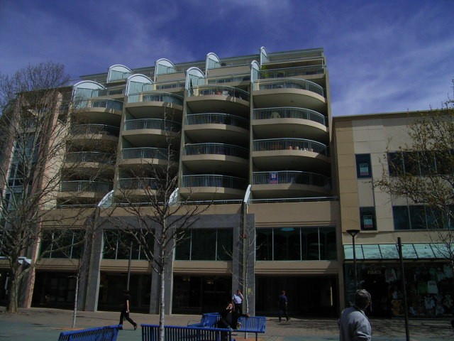 222 City Walk