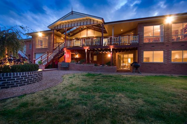 42 Brookvale Close