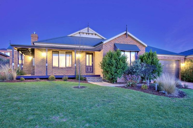 18 Beaconhill Drive