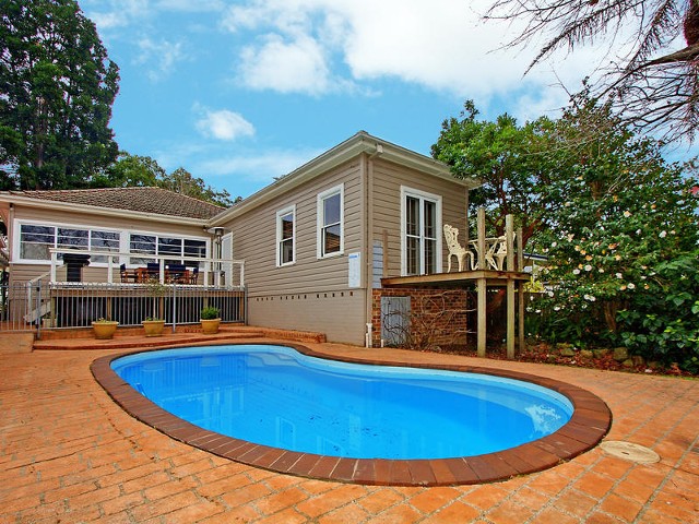 30 Alexandra Street