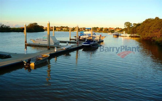 9 River Cove Place