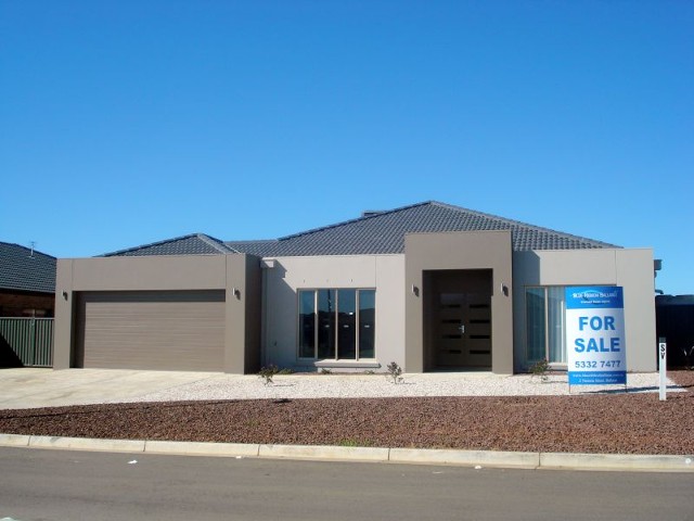 132 Alfredton Drive