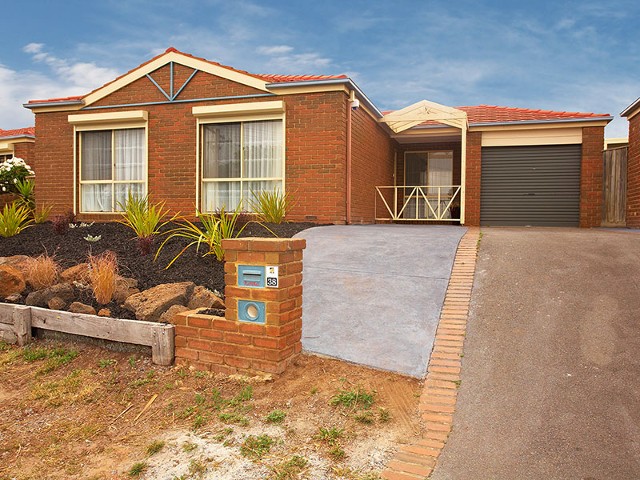 38 Bolwarra Street