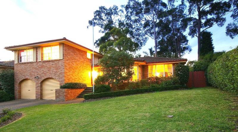 DELIGHTFUL CHERRYBROOK HOME Picture 1