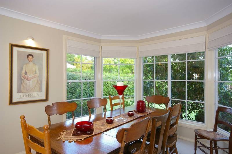 DELIGHTFUL CHERRYBROOK HOME Picture 3