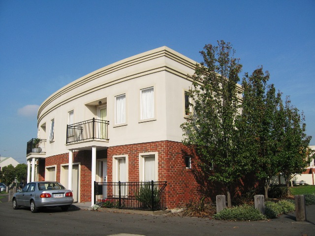 TWO STOREY EXECUTIVE TOWNHOUSE RESIDENCE Picture