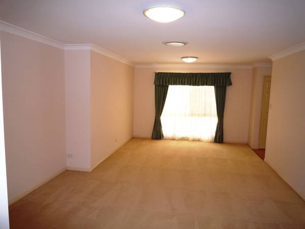 A HOME TO MEET ALL YOUR FAMILIES NEEDS! Picture 3