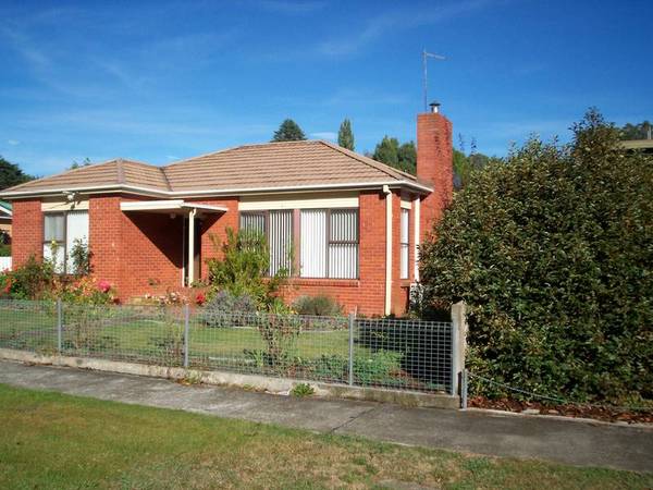 Investment Opportunity - Near the Latrobe Hospital Picture 1
