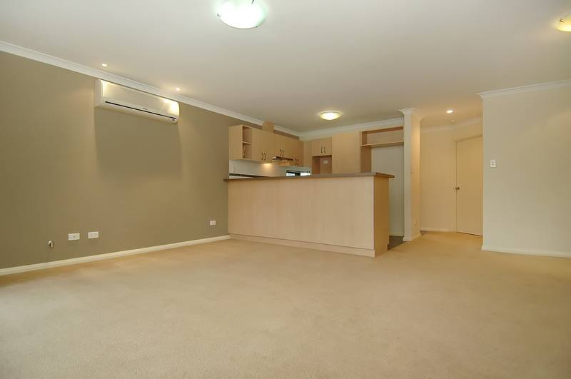 Hot New Listing
UNDER OFFER Picture 3