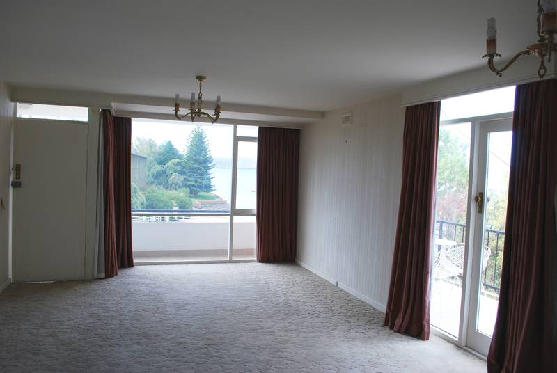 2 BEDROOM APARTMENT, WONDERFUL VIEWS Picture 2