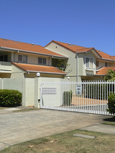 Contract Crashed - Massive Price Reduction - Unbelievable Buying at $339,000 Picture 2