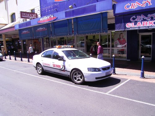 LISMORE TAXI FOR SALE Picture 2