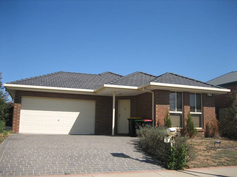 Immaculate 3 Bedroom Home Picture 1