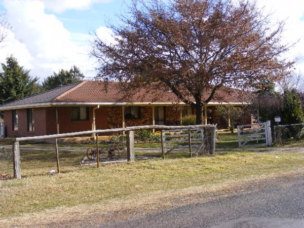 Large Family Home on Acres in Town Picture 1