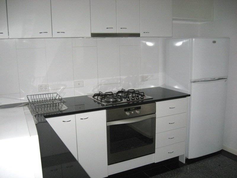 Southpoint 27th floor FULLY FURNISHED, 22 Kavanagh St: Live In The Heart Of Southbank! Picture 2