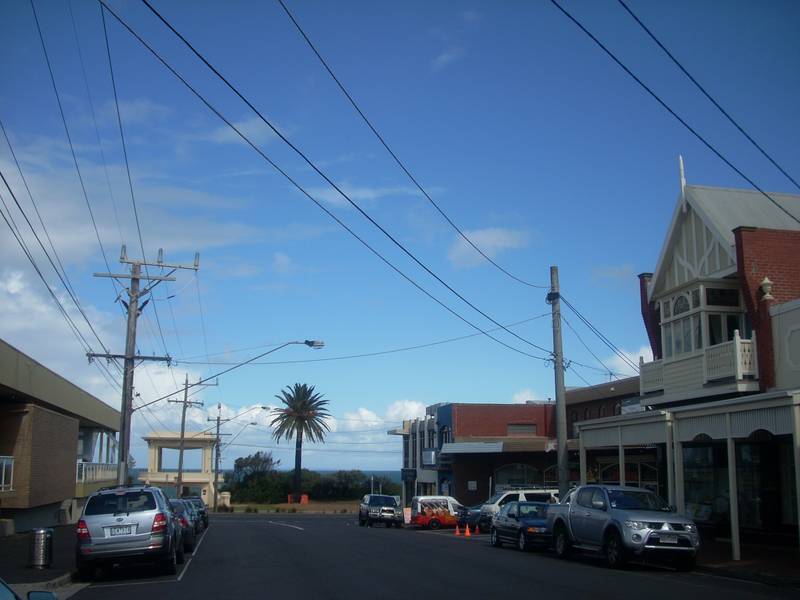 PERFECT BEACHSIDE SMALL OFFICE SPACE Picture 3